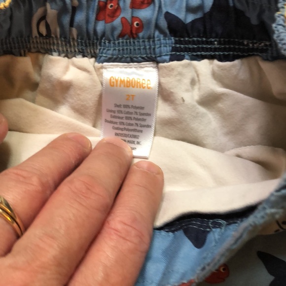 Gymboree boys shark swim trunks size 2T - Picture 4 of 7